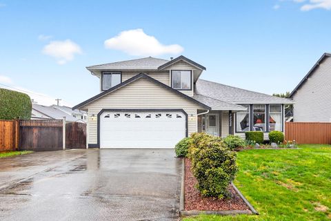 12125 189a Street Pitt Meadows BC V3Y 2K5