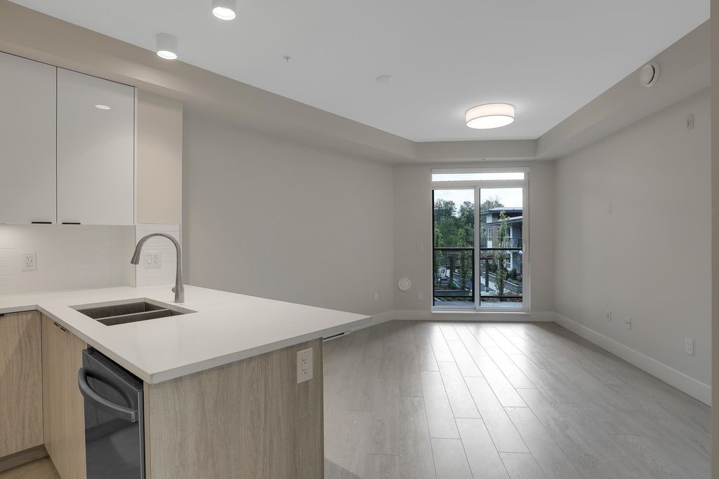 listing image 1109984089690811873
