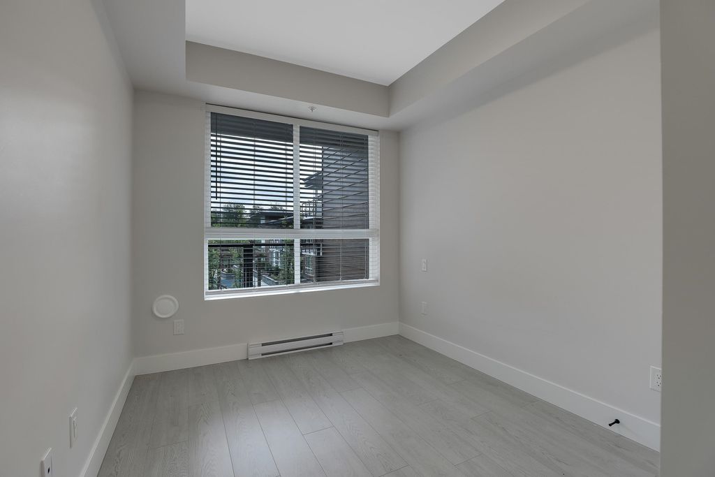 listing image 1100364435062853517