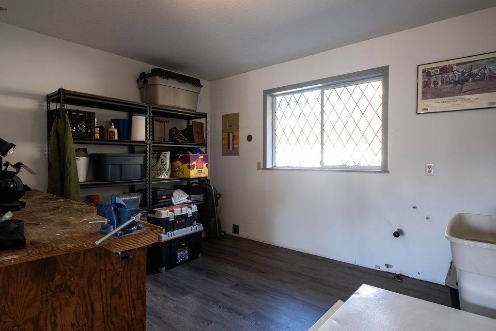 listing image 1108151498083341605