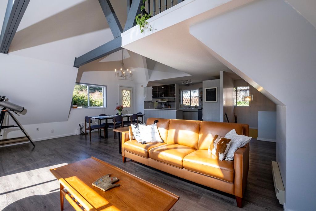 listing image 1106775759647531280