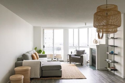 1235 Quayside Drive 1202 New Westminster BC V3M 6J5