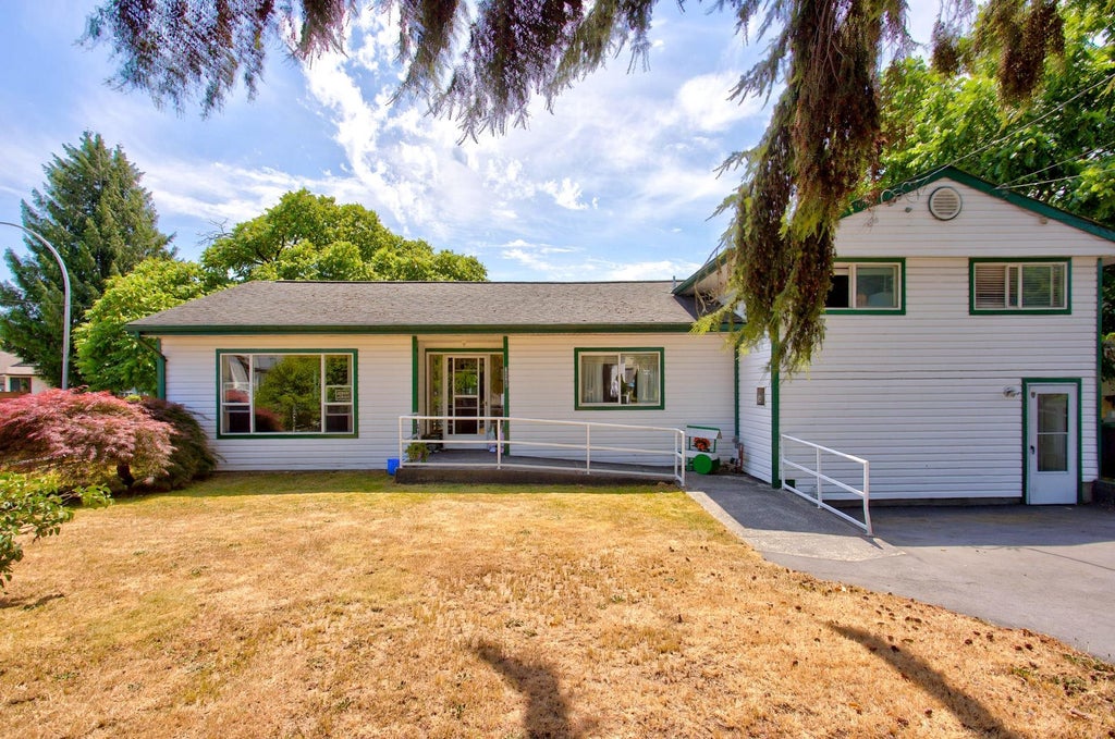 Photo of 12488 92 Avenue, Surrey, BC V3V 1G5 (MLS # R3148700)