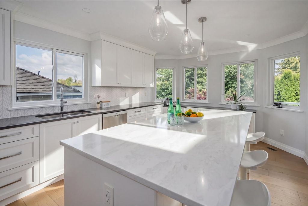 Photo of 20485 97b Avenue, Langley, BC V1M 2K1 (MLS # R3115013)