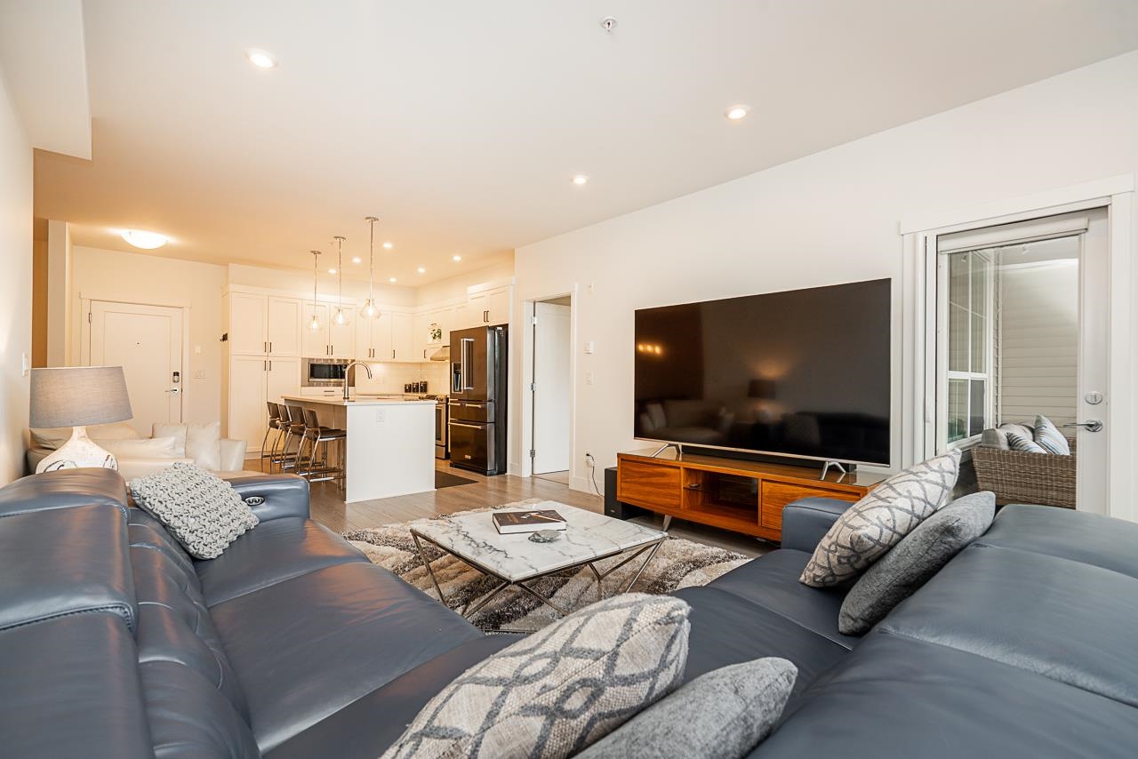 12367 224 Street 204