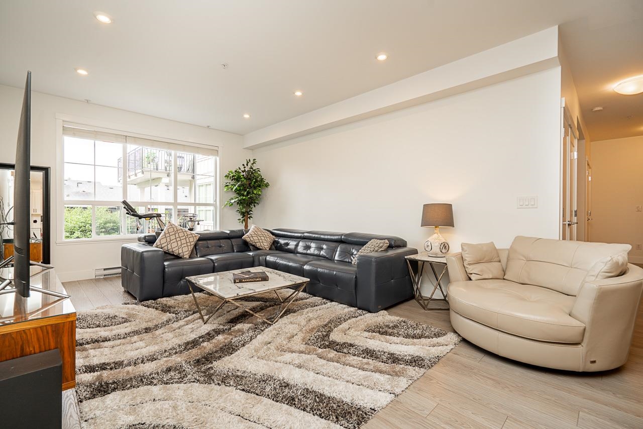 12367 224 Street 204