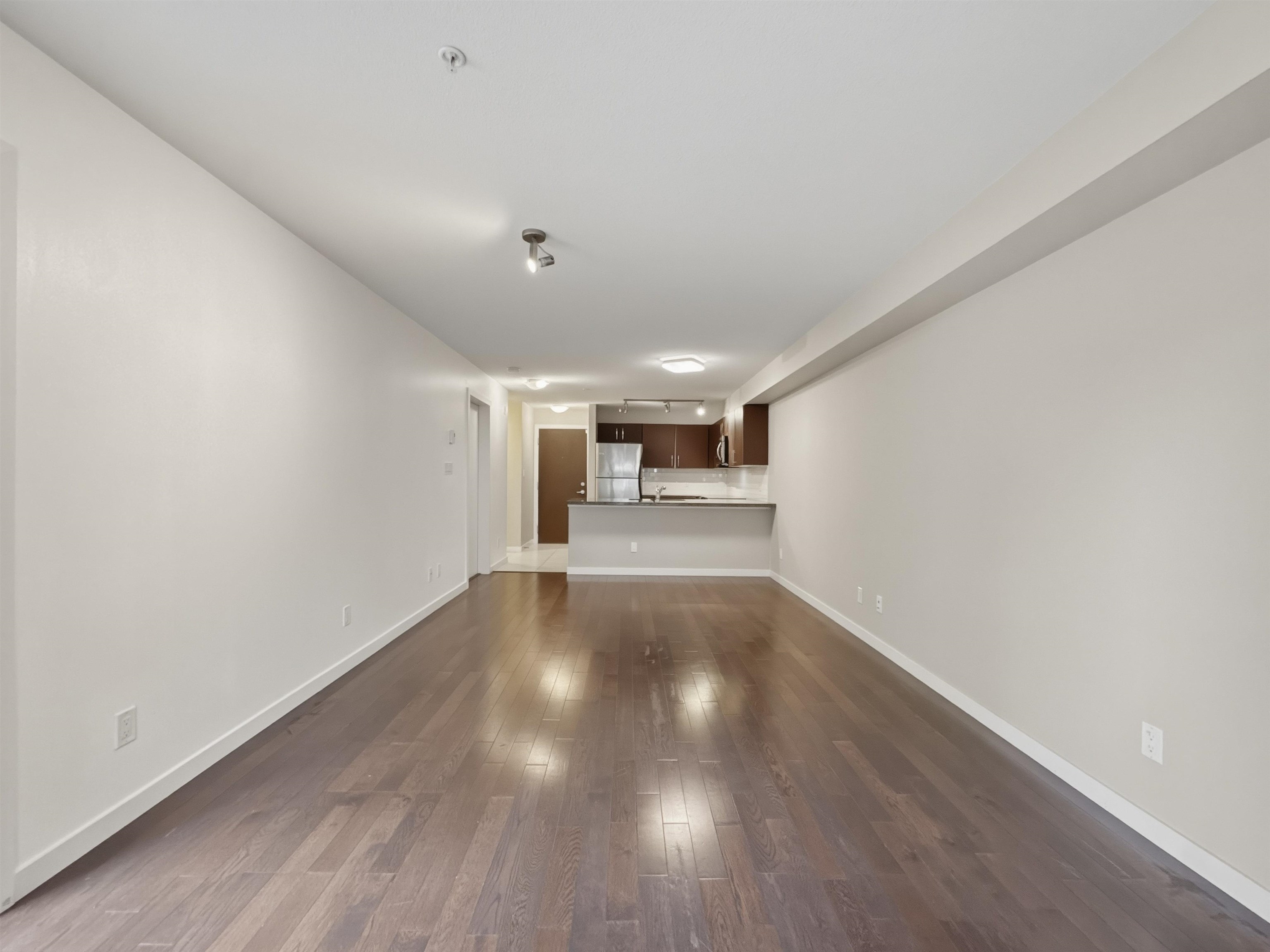 7337 Macpherson Avenue 209