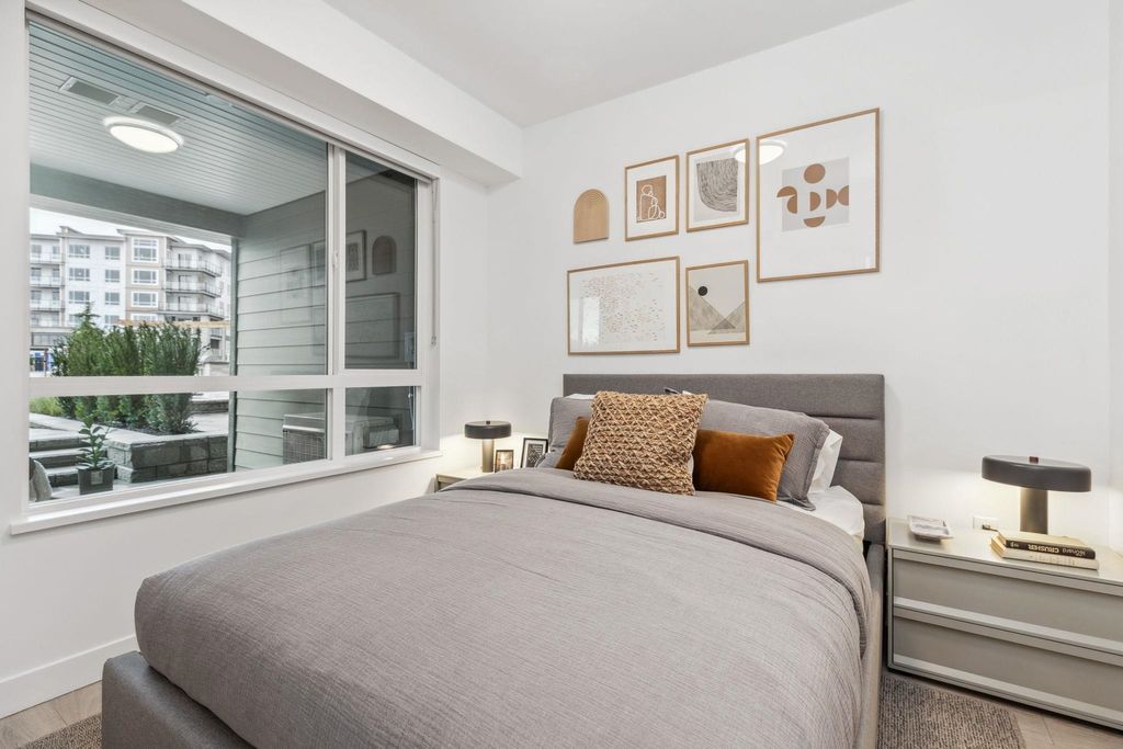 listing image 1102049851395708314