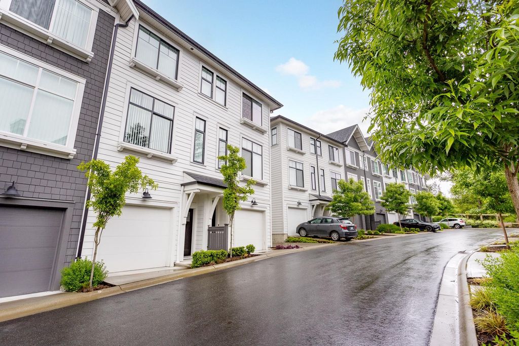 listing image 1104694006070023336
