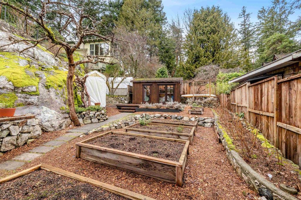 listing image 1101746372618980175