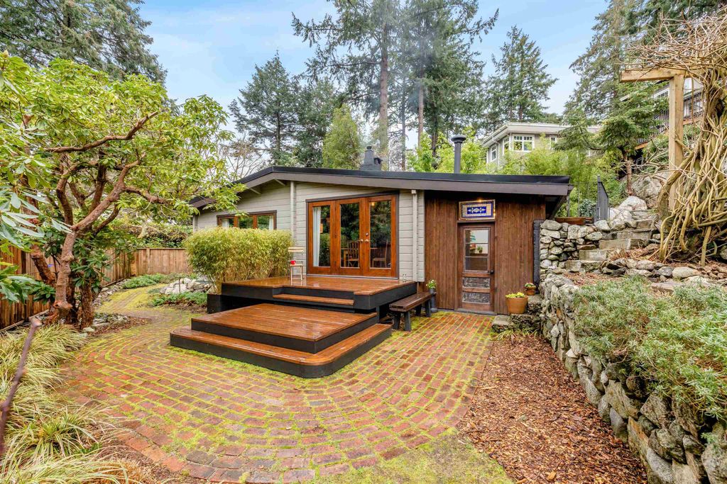 listing image 1103745537604523900