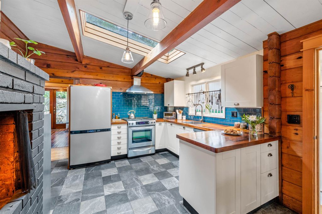 listing image 1100738798648190084