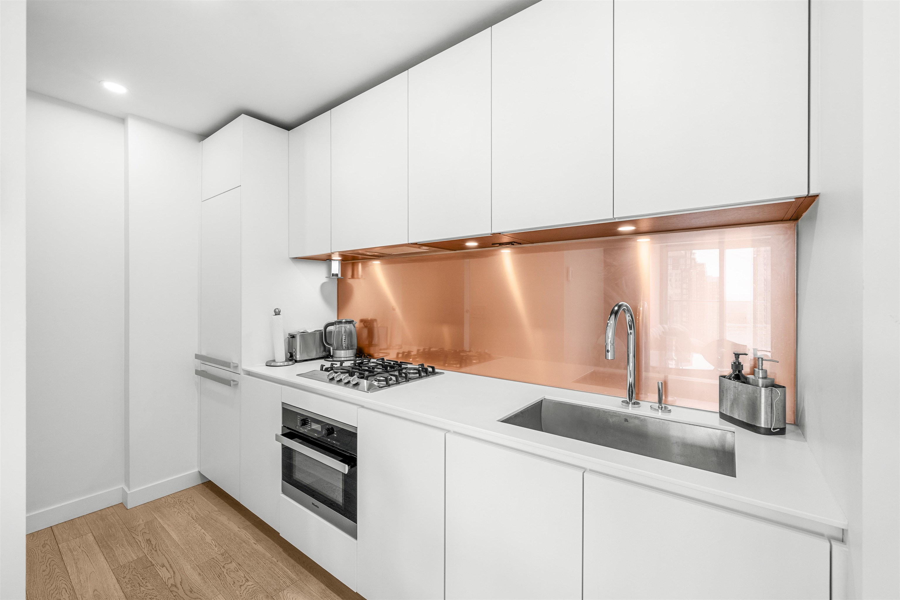 1480 Howe Street 2609