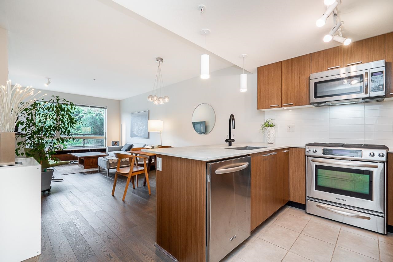 1330 Marine Drive 208