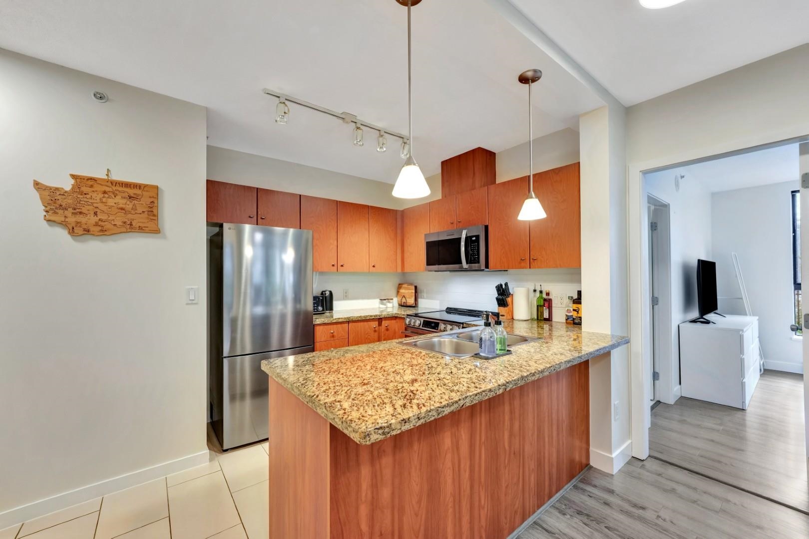 511 Rochester Avenue 304