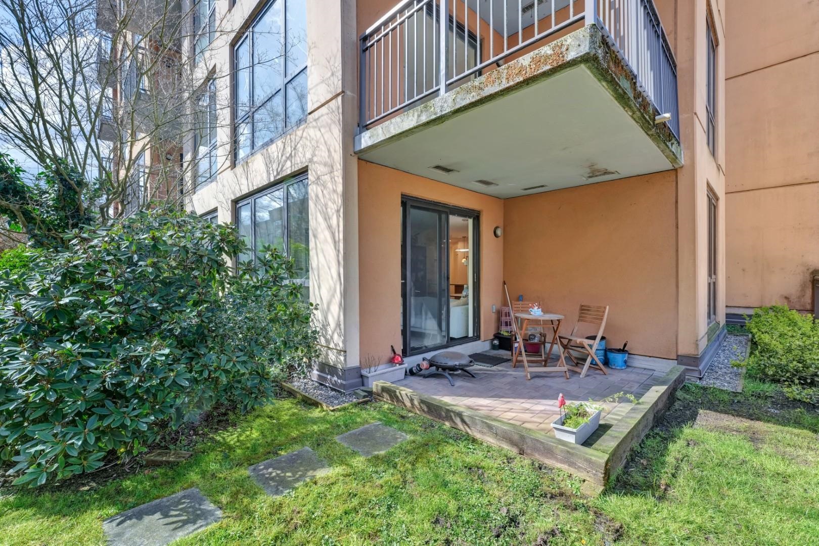 511 Rochester Avenue 304