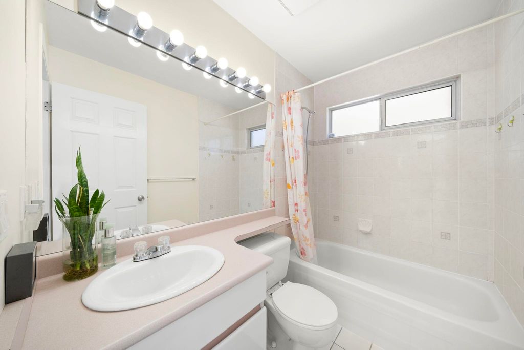 listing image 1104057261084289618