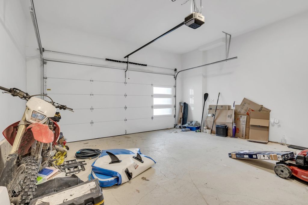 listing image 1105571527014813364