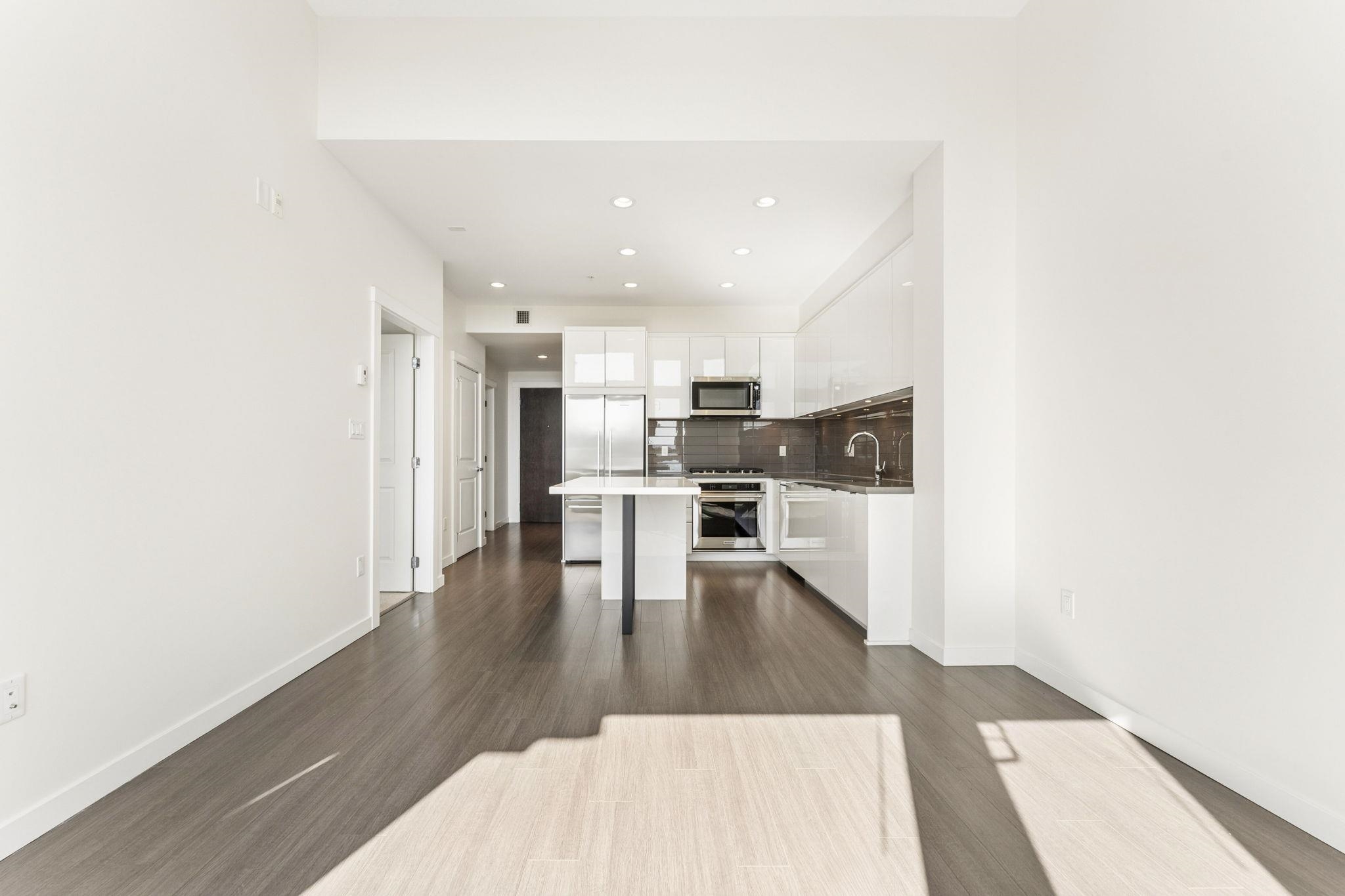 255 W 1st Street 502