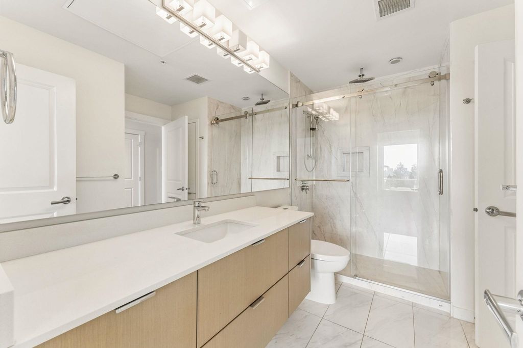 listing image 1109209171750067176