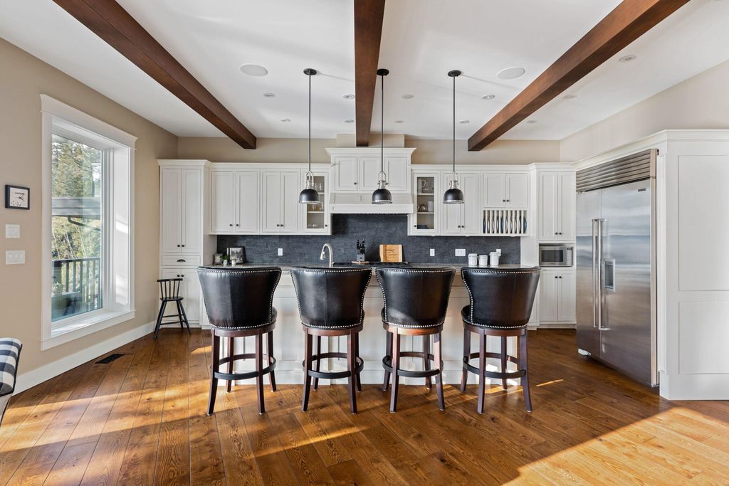 listing image 1107232954969686235