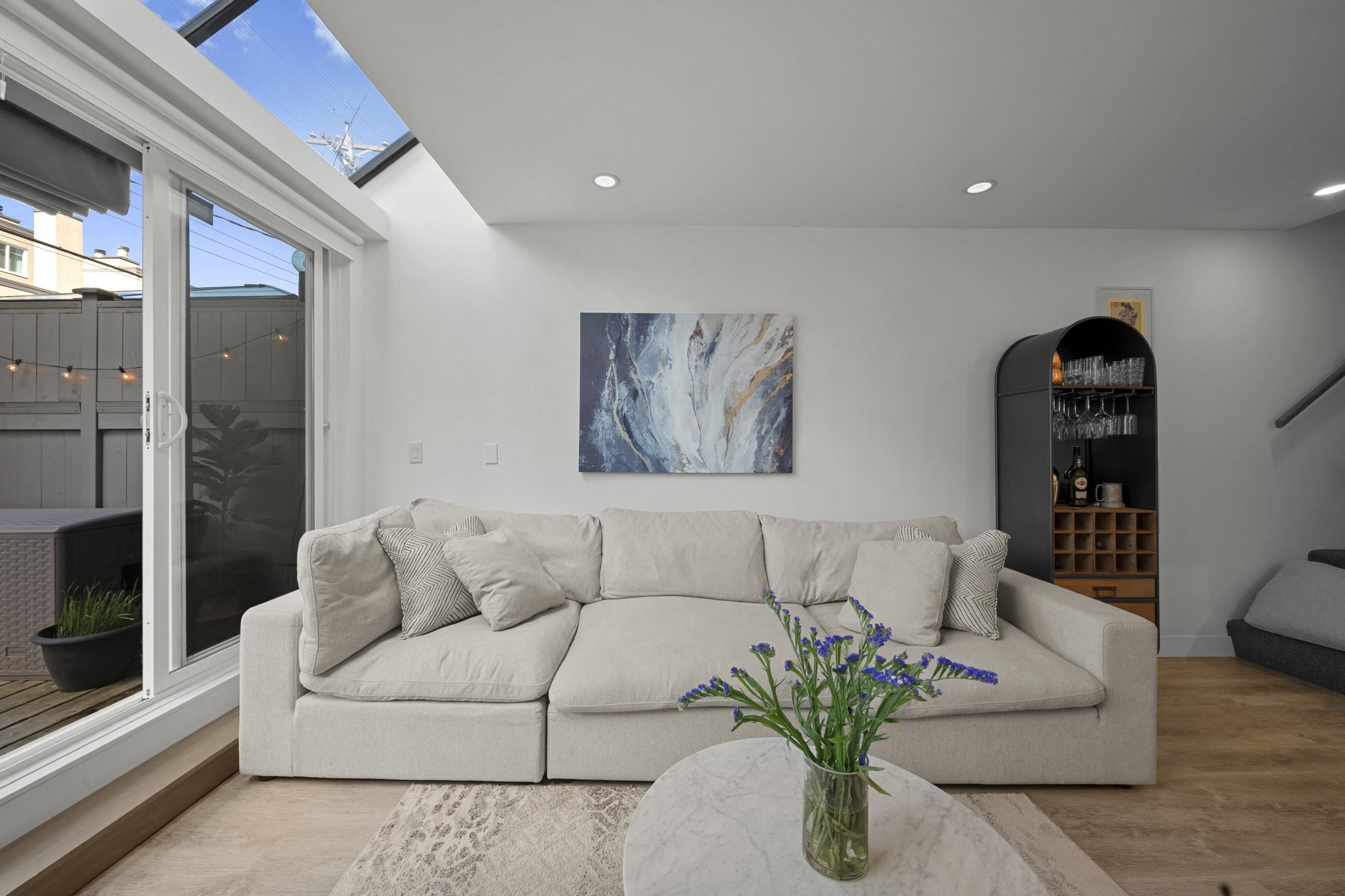 2125 York Avenue 109