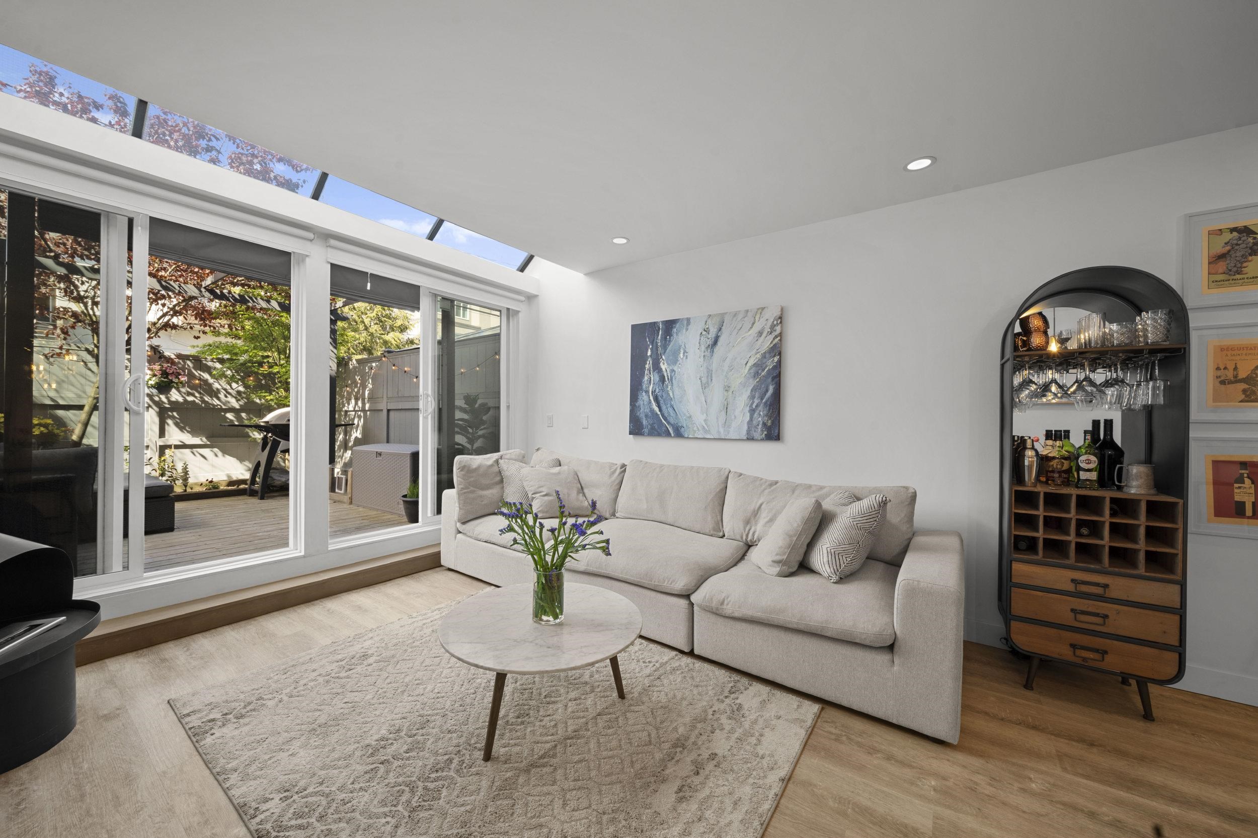 2125 York Avenue 109