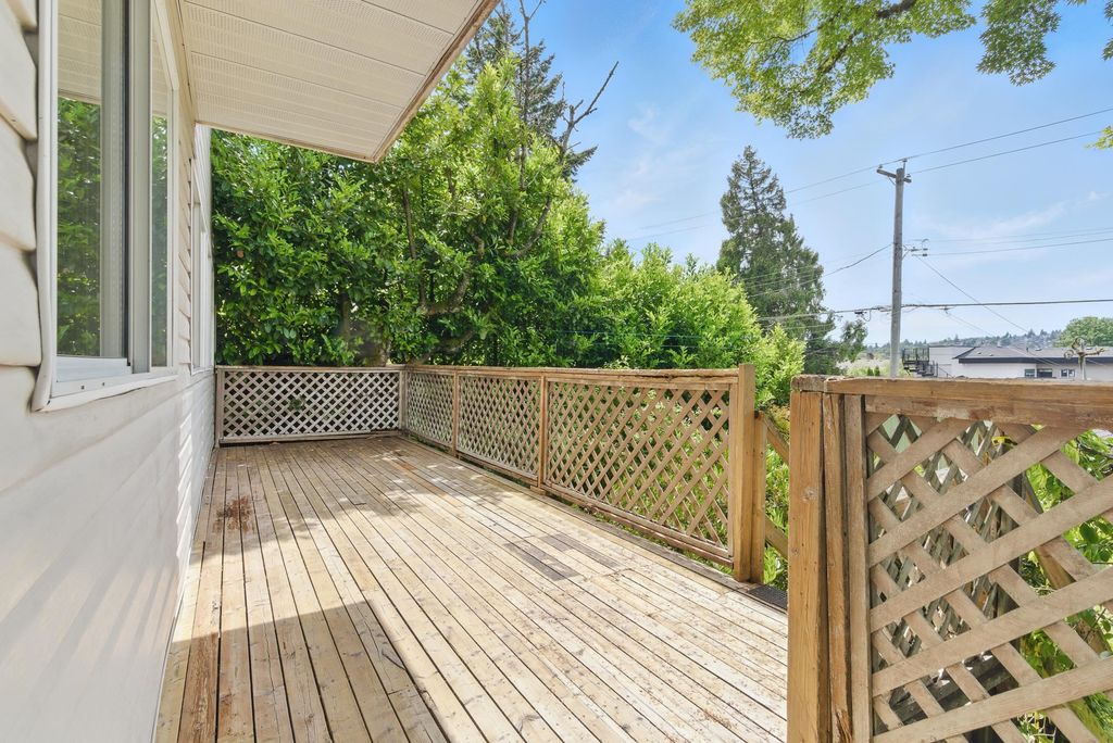 listing image 1100711122394804248