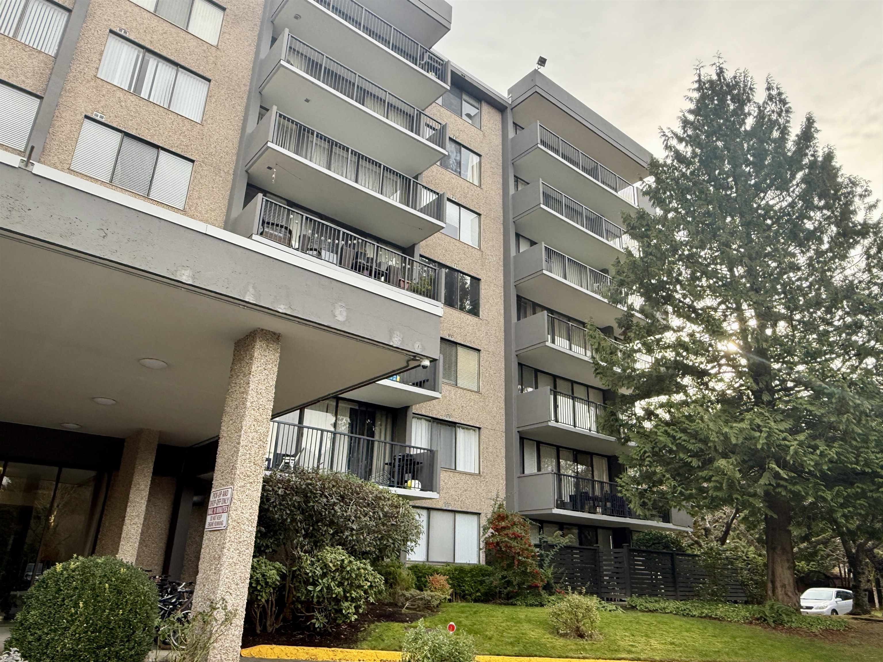 9320 Parksville Drive 302