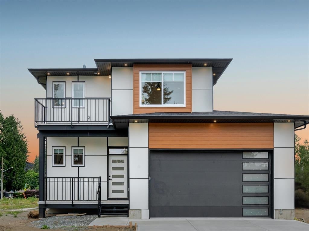 Photo of 33715 Rockland Avenue, Abbotsford, BC V2S 1T7 (MLS # R3157505)