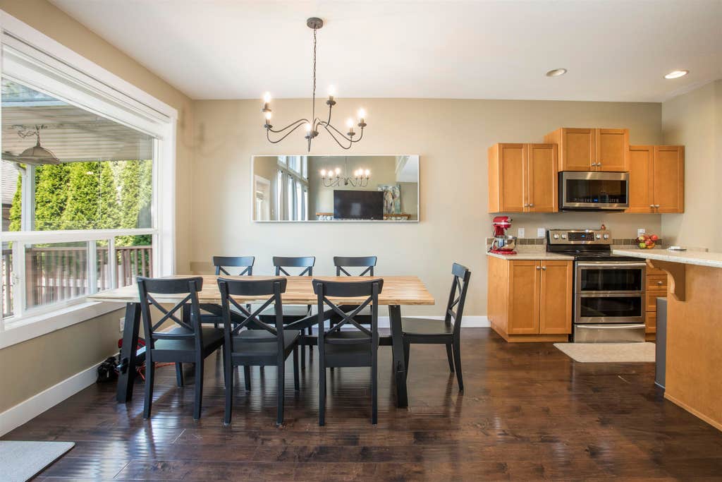 Photo of 10337 243a Street, Maple Ridge, BC V2W 2C7 (MLS # R3155803)