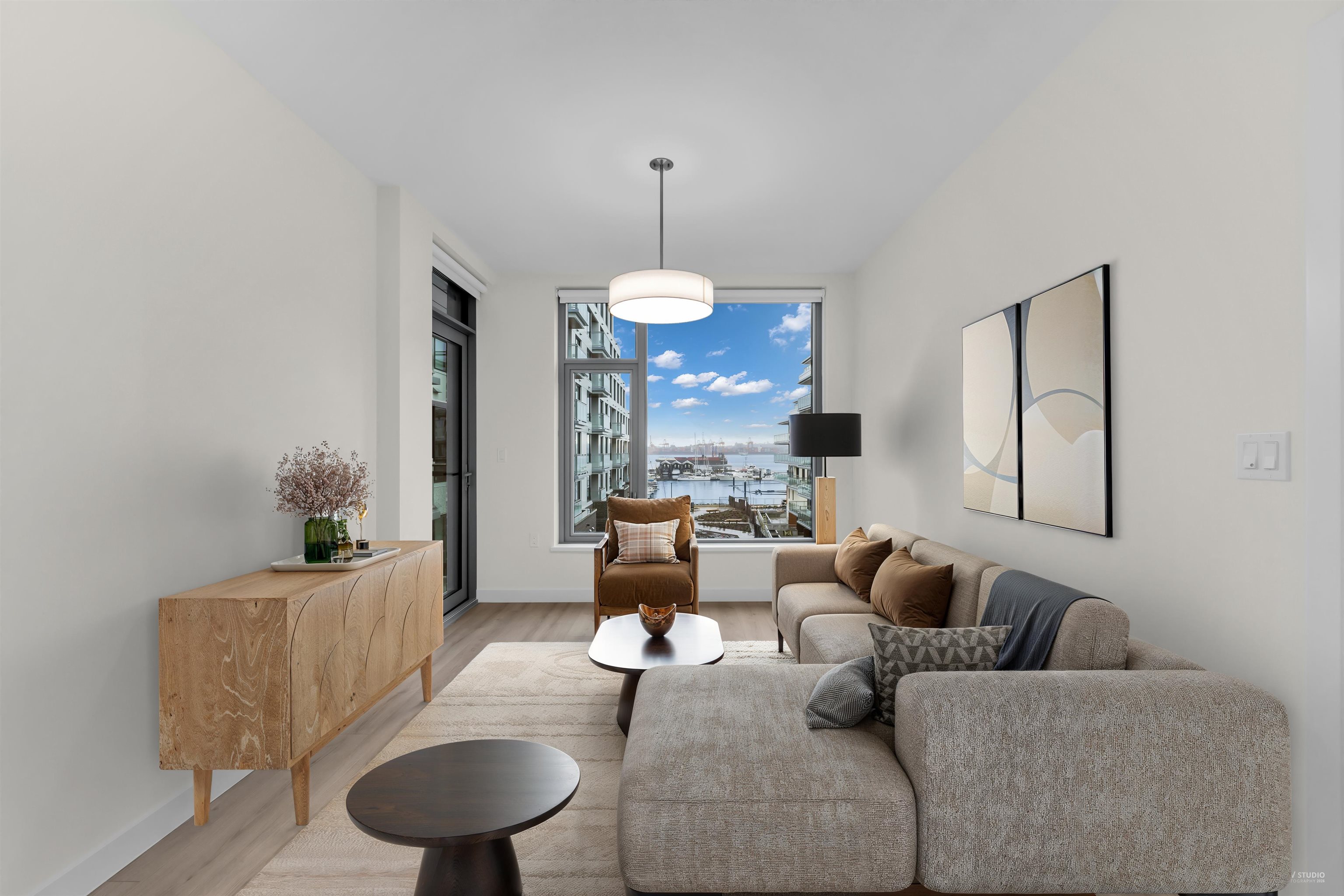 755 Harbourside Drive 401