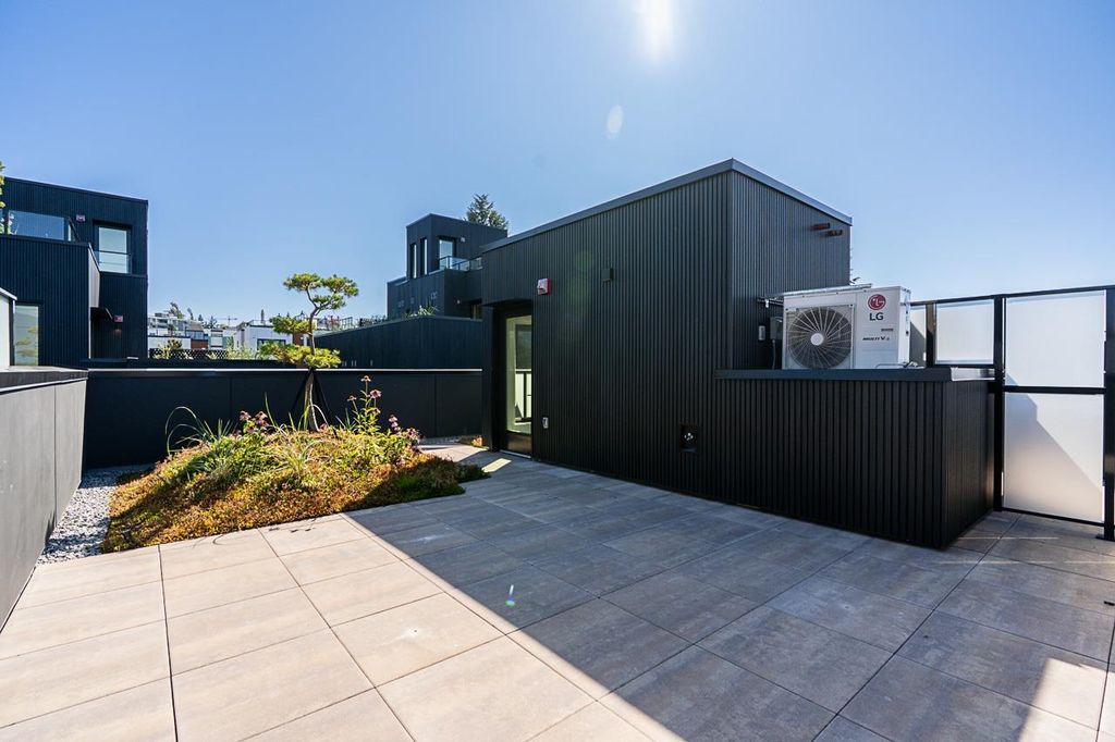 listing image 1102650511060197965