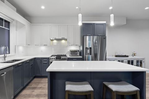 189 Wood Street 33 New Westminster BC V3M 0L7