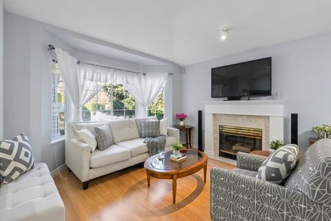 16888 80 Avenue 7 Surrey BC V4N 5A1