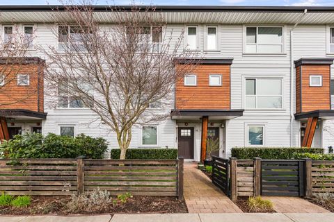 240 Jardine Street 15 New Westminster BC V3M 0K8