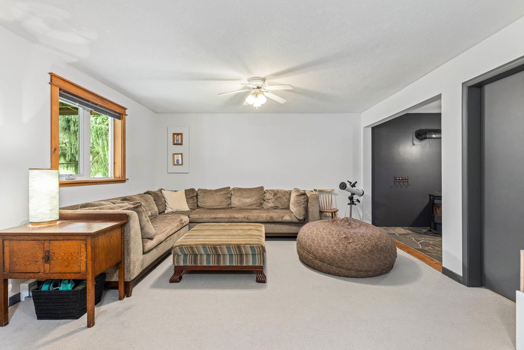 listing image 1104031010911153290