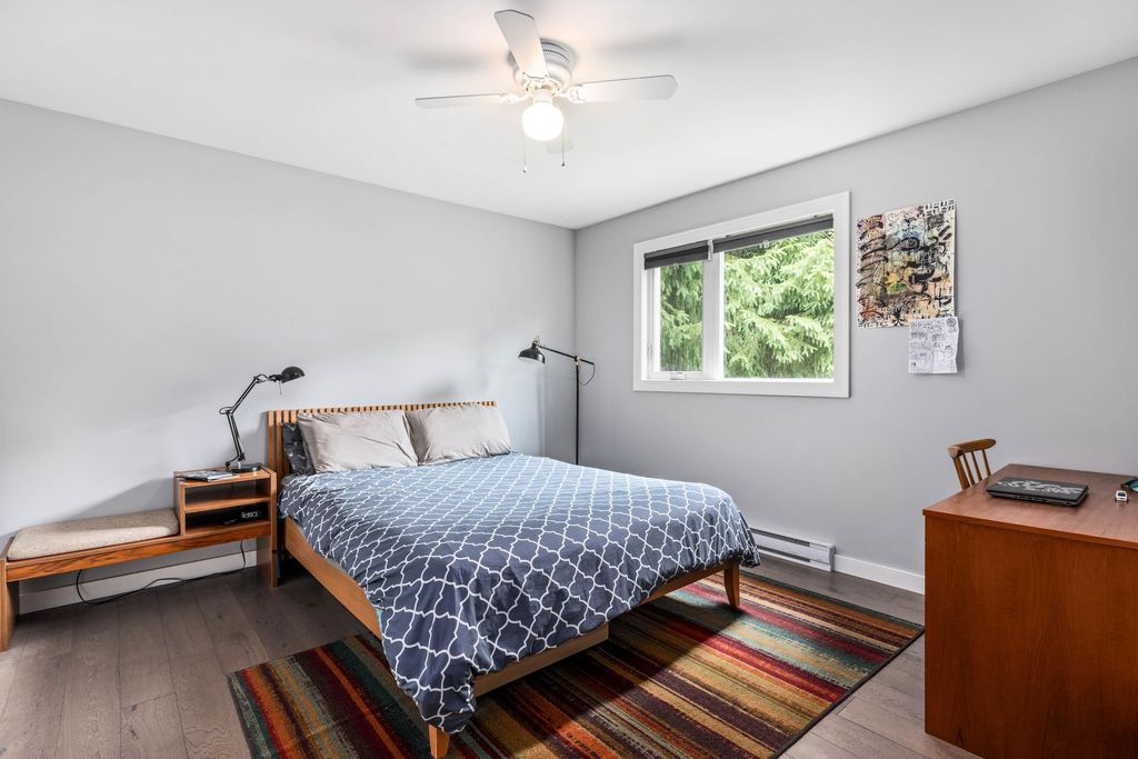 listing image 1109535454164822152