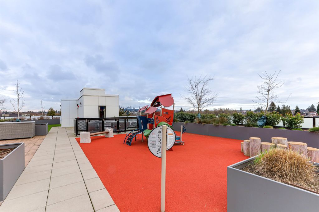 listing image 1106769292096769958