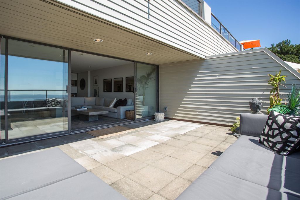 listing image 1105266644651513279
