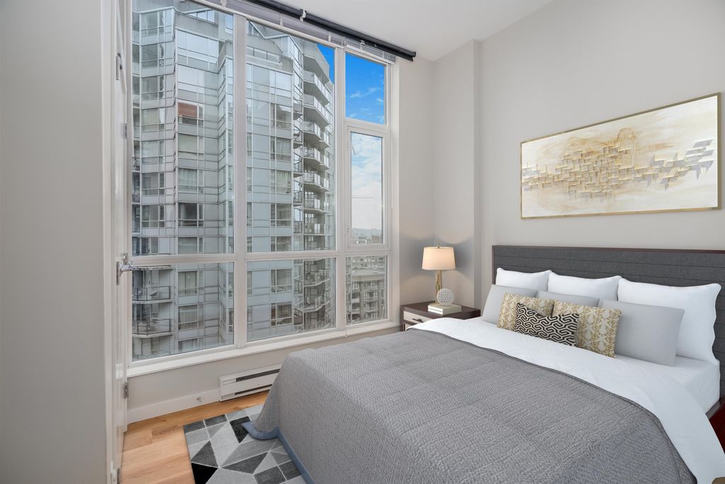 listing image 1101496884977684244