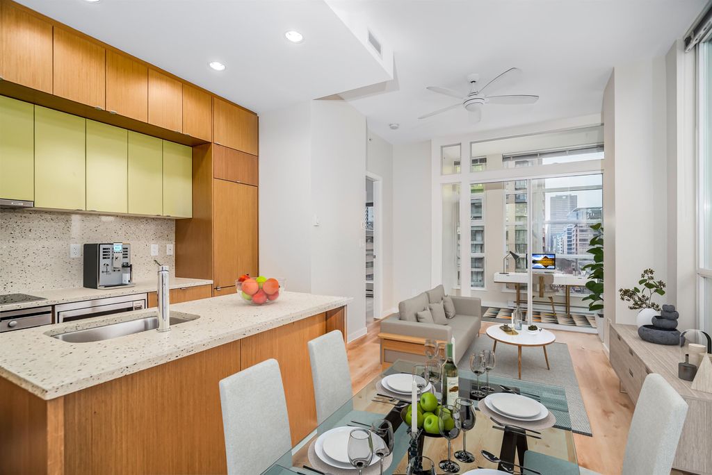 listing image 1104179147490668221