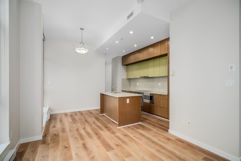 listing image 1105342344881909994