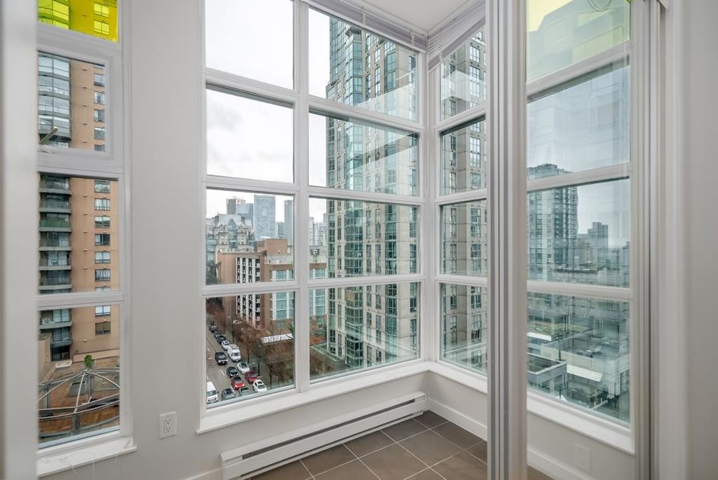 listing image 1107014515985273270