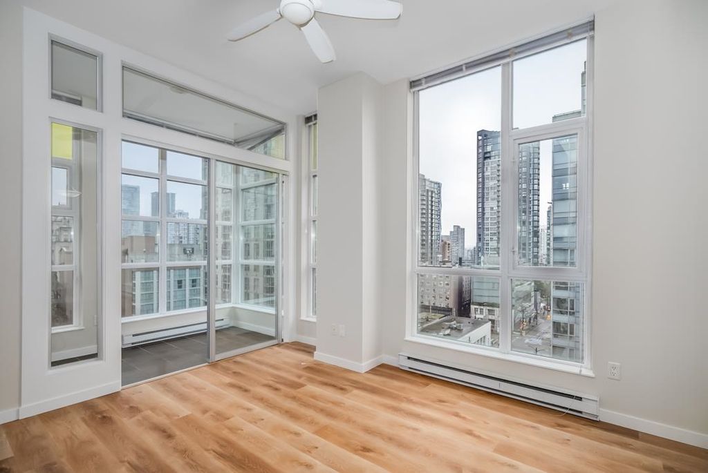 listing image 1103287645222740729