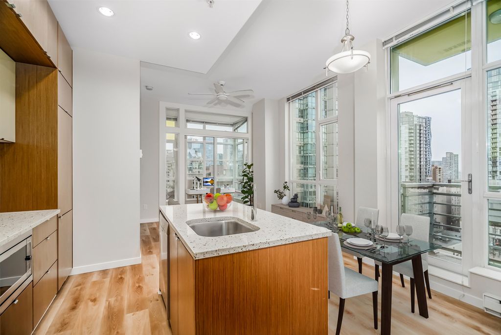 listing image 1102041209641683081