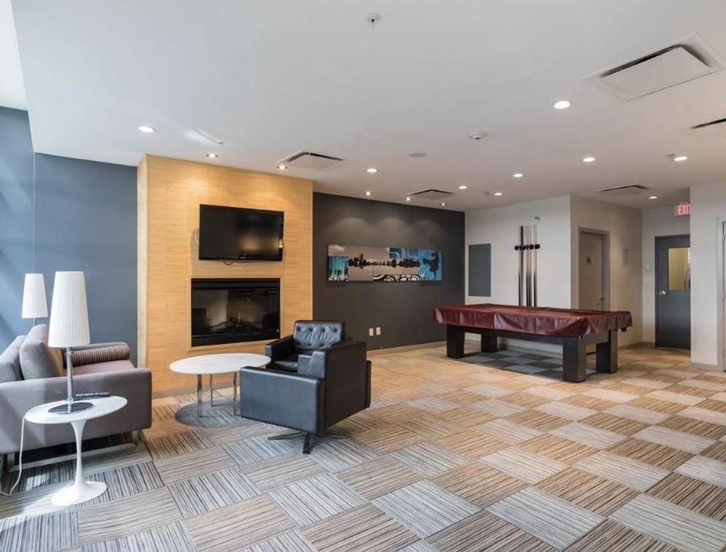 listing image 1105760917095310480