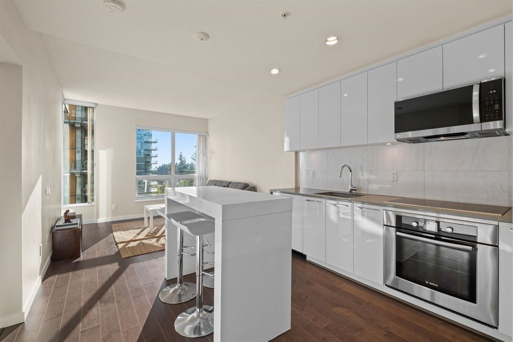 listing image 1108131307543717400