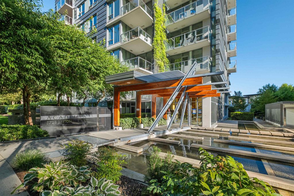 listing image 1106496206627818622
