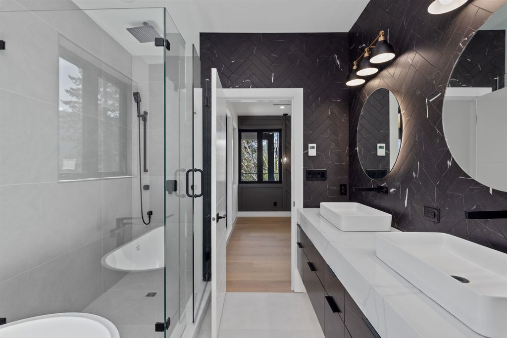 listing image 1100954394751720749